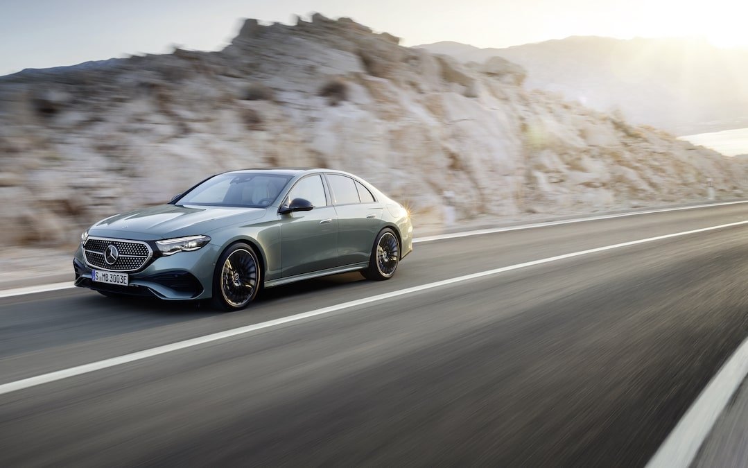 Mercedes-Benz Classe E :Une élégance… électrisante !