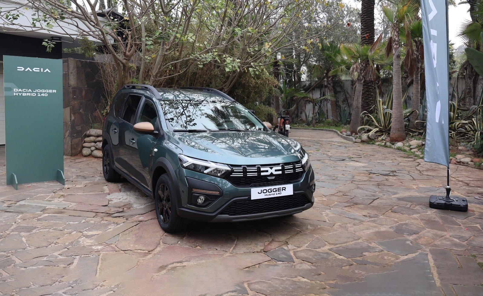 Dacia Talk : le Jogger hybride entre en jeu !