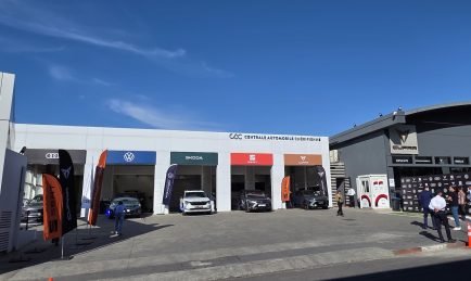 Village Auto CAC : Jamais deux sans trois !
