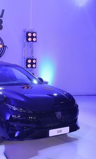 Peugeot 308 restylée : Retour sous les projecteurs