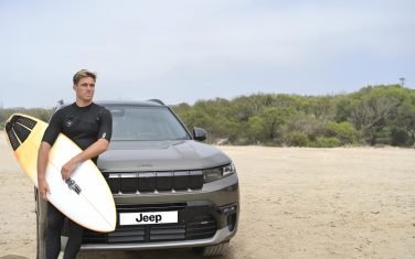 Jeep va faire des vagues avec Teva Bouchgua